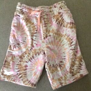 ☀️ 3/$10 Land’s end tie dye shorts